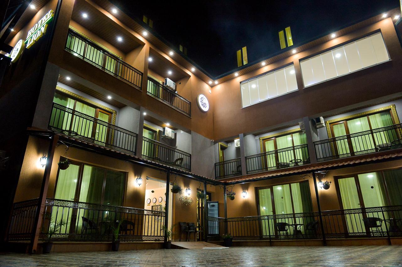 Hotel Lion Ureki Exteriör bild